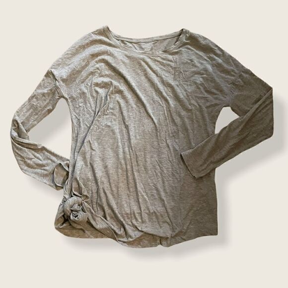 Size 6 Grey Lululemon Longsleeve Pullover - Picture 1 of 2
